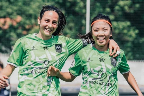 Huỳnh Như giúp Lank FC trụ hạng ngoạn mục