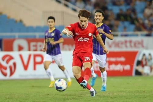 Vì sao Hoàng Đức phải dự bị cho Văn Khang ở vòng 2 V-League?