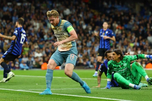 Hòa thất vọng Inter, Man City có thể mất luôn 'nhạc trưởng'