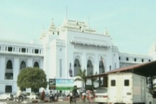 EU sẽ dỡ bỏ hầu hết các biện pháp cấm vận đối với Myanmar