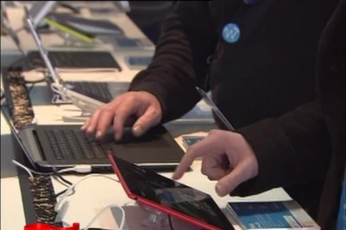 Microsoft đưa ra hệ điều hành window miễn phí mới