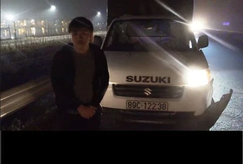 CSGT quyết liệt truy đuổi xe tải trên cao tốc