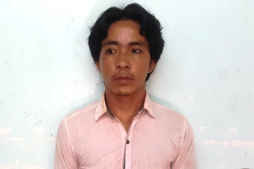 Đánh chết bạn trong nghĩa trang lúc nửa đêm