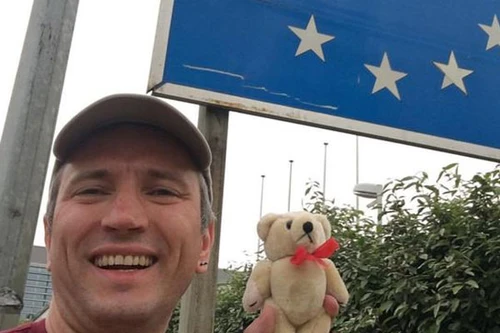 Tới 12 quốc gia chỉ trong 24 giờ