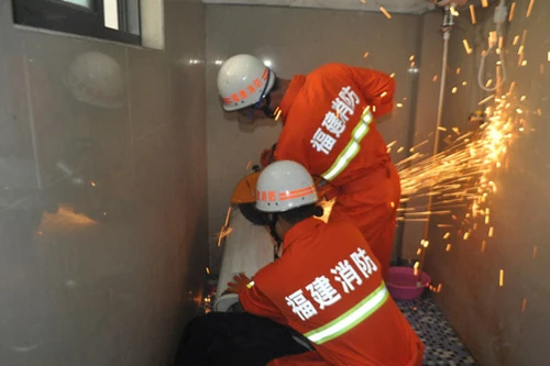 Kẹt đầu trong máy giặt