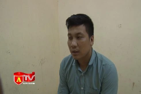 Giở trò đồi bại với bé gái đi taxi một mình