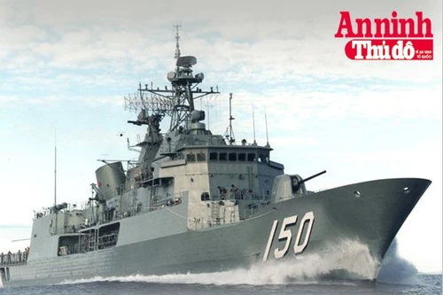 [Infographic] Khám phá chiến hạm mang tên lửa của Australia vừa cập cảng TP.HCM