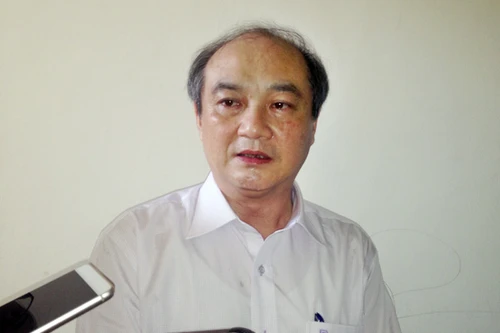 "Tôi nhận được nhiều tin nhắn đề nghị được tặng thưởng Hoàng Xuân Vinh"