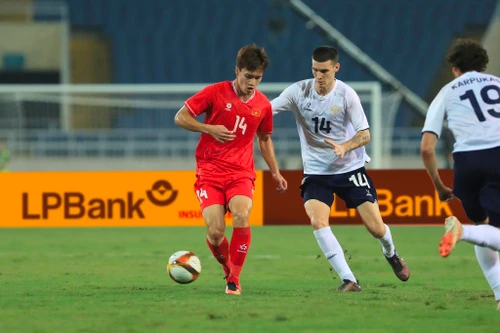 Khai mạc Giải bóng đá giao hữu quốc tế LPBank Cup 2024