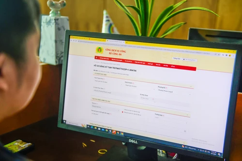 Thanh toán dịch vụ công trực tuyến tăng trưởng “thần tốc”