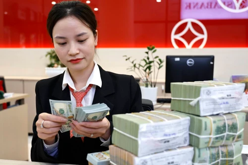 UOB: Đồng USD suy yếu với nhiều loại tiền tệ, nhưng VND là ngoại lệ