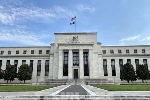 Fed tiếp tục giữ nguyên lãi suất, phủ nhận khả năng tiếp tục tăng