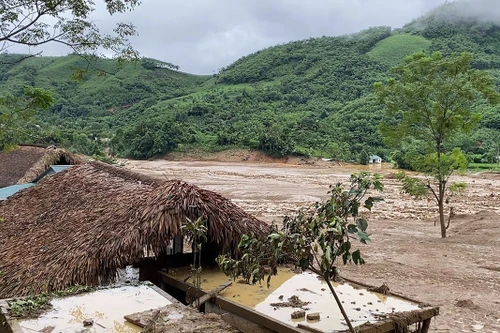 Trình Chính phủ hỗ trợ khẩn cấp cho Yên Bái, Lào Cai 180 tỷ đồng