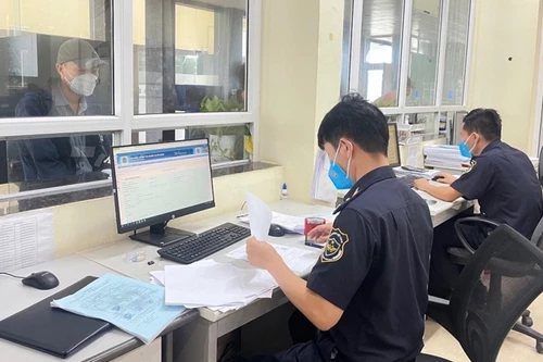 Từ hôm nay, Hải quan thí điểm thu nộp thuế điện tử đối với hàng hóa xuất nhập khẩu