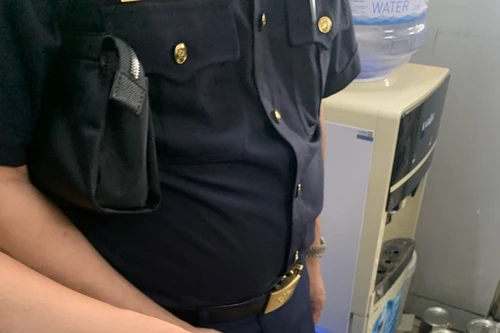 Cận cảnh thủ đoạn giấu 179 kg ma túy trong các lon nước táo vận chuyển về sân bay Nội Bài