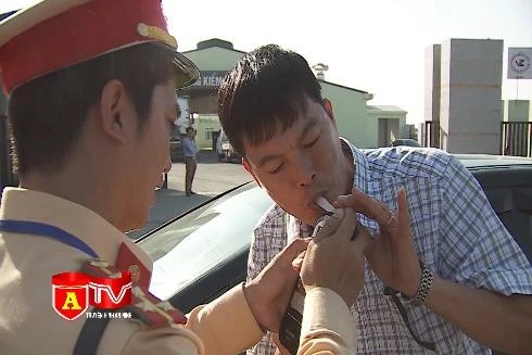 "Đã uống rượu, bia - Không lái xe"