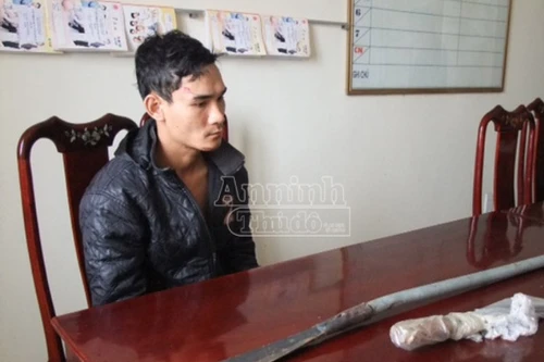 Bắt đối tượng dùng mã tấu xông vào nhà chém chết người