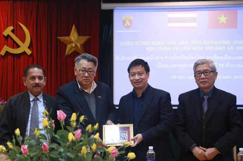 Đoàn nhà báo Thái Lan thăm tòa soạn Báo An ninh Thủ đô