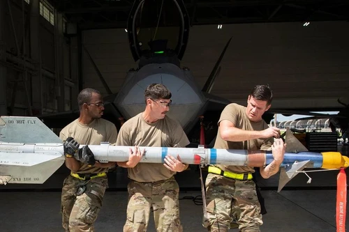 Liên Xô sao chép 'rắn lửa' AIM-9 của Mỹ (phần 4): Nạn nhân gần nhất của AIM-9 chính là Su-24 Nga tại Syria