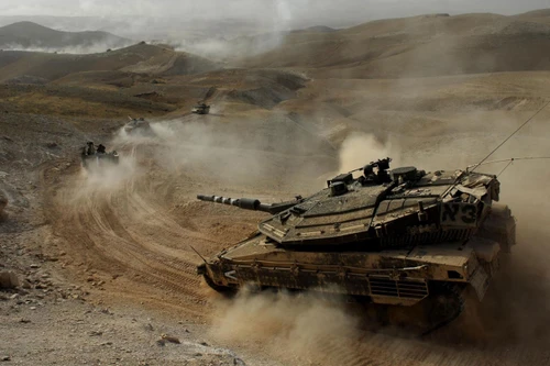 'Vua tăng' Merkava IV Israel bất ngờ nã đạn vào Syria