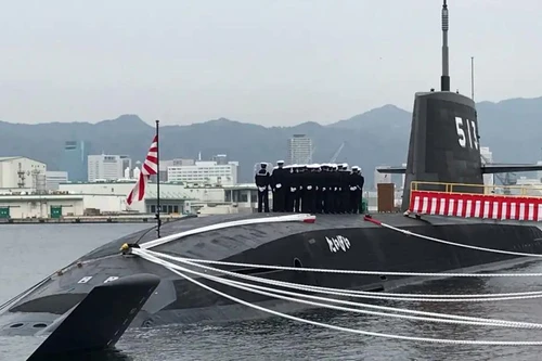 Nhật Bản biên chế tàu ngầm tấn công 'Đại kình' cực hiện đại