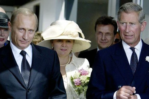 Tổng thống Putin là nhà lãnh đạo nước ngoài đầu tiên chúc mừng Vua Charles III