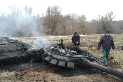 Nga lần đầu thừa nhận lực lượng tăng thiết giáp bị tên lửa Javelin công phá tại Ukraine