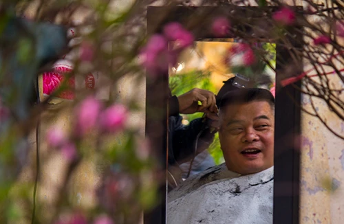 Không khí Tết trong khu chợ giữa lòng phố cổ