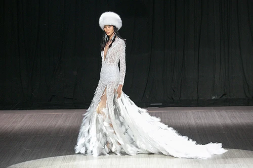 Hoàng Thùy và bộ sưu tập ấn tượng "Khúc hoan ca của người du mục"