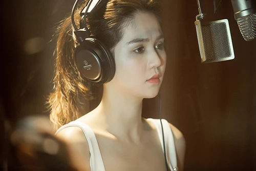 Ngọc Trinh bất ngờ tham gia lồng tiếng cho voi Meena trong "Đấu trường âm nhạc"