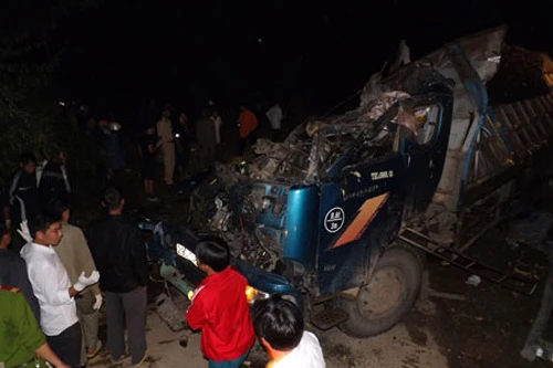 Điều tra, làm rõ hai vụ TNGT nghiêm trọng làm 7 người chết