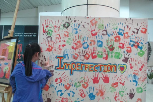 “Những mảnh ghép” gây quỹ vì trẻ em khuyết tật