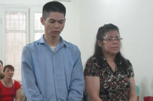 Một mình phạm tội chưa hả nên kéo đứa con trai duy nhất cùng ngồi… tù