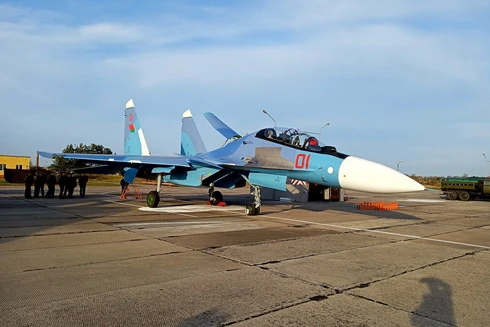 [ẢNH] Belarus bất ngờ phản ứng gay gắt với Nga ngay sau khi tiếp nhận Su-30SM