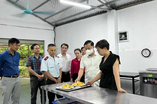 Hà Nội chuẩn bị kiểm tra thị trường bánh trung thu và an toàn thực phẩm quanh trường học