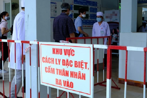 Phát hiện 3 người dương tính với SARS-CoV-2 sau 14 ngày nhập cảnh
