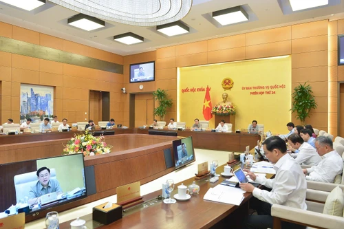 Chủ tịch Quốc hội: Phải tiếp tục giảm đơn vị hành chính, bộ máy biên chế cấp huyện, xã