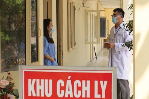 Mới: Yêu cầu cách ly tập trung tối thiểu 14 ngày và không ra khỏi nhà trong 14 ngày tiếp theo