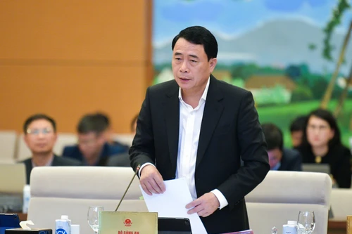 Luật mới sẽ quy định Giấy phép lái xe có 12 điểm, người vi phạm sẽ bị trừ điểm