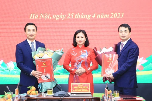 Hà Nội: Ông Lê Minh Đức làm Bí thư Huyện ủy Thạch Thất