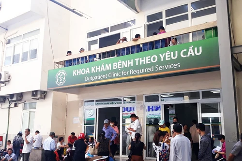 Mới: Giá khám bệnh theo yêu cầu tối đa là 500.000 đồng/ lượt, giá giường bệnh tối đa 4 triệu đồng/ ngày