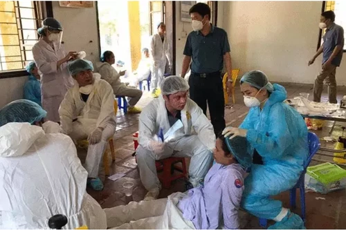 Bắt đầu tăng phụ cấp lên 100% cho viên chức y tế dự phòng, y tế cơ sở