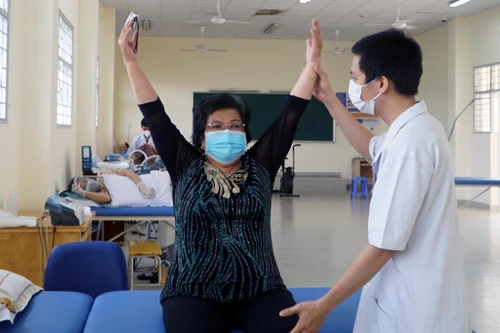 Bộ Y tế hướng dẫn điều chỉnh việc tăng cân, giảm cân sau mắc Covid-19