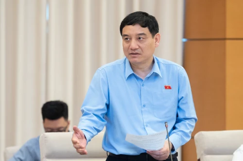 ĐBQH ví "thi vào lớp 10 khó hơn cả thi đại học", liệu có sớm giải quyết được?