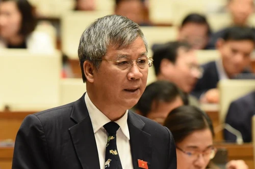 ĐBQH Nguyễn Anh Trí nêu 3 lý do cần có ngày Quốc tang đồng bào tử vong vì Covid-19