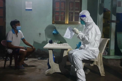 Cả nước thêm 17.000 ca Covid-19, tăng hơn 3.100 ca so với hôm qua, trên 11.400 ca cộng đồng