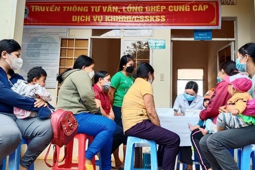 Mới: Mức sinh tăng cao trở lại ở 33 địa phương, nhưng lại có 21 địa phương mức sinh quá thấp