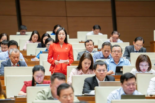 Đề xuất người livestream bán thực phẩm chức năng, mỹ phẩm… phải cung cấp hồ sơ sản phẩm