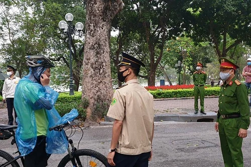 Mức phạt cụ thể với 13 hành vi vi phạm liên quan đến phòng chống dịch Covid-19 ra sao?