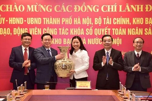 Hà Nội khóa sổ tài chính cuối năm: Tổng thu ngân sách qua Kho bạc hơn 284.000 tỷ đồng